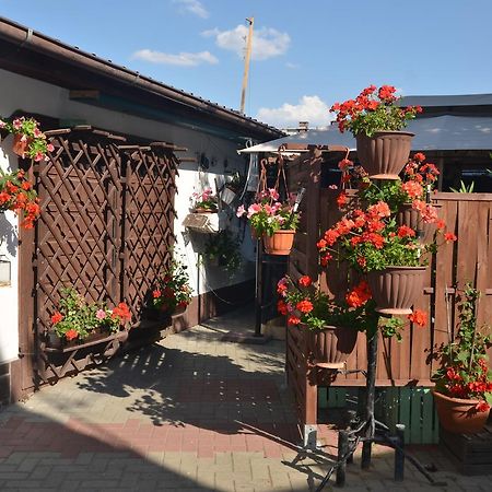 Motel Eden Zamość Exterior foto